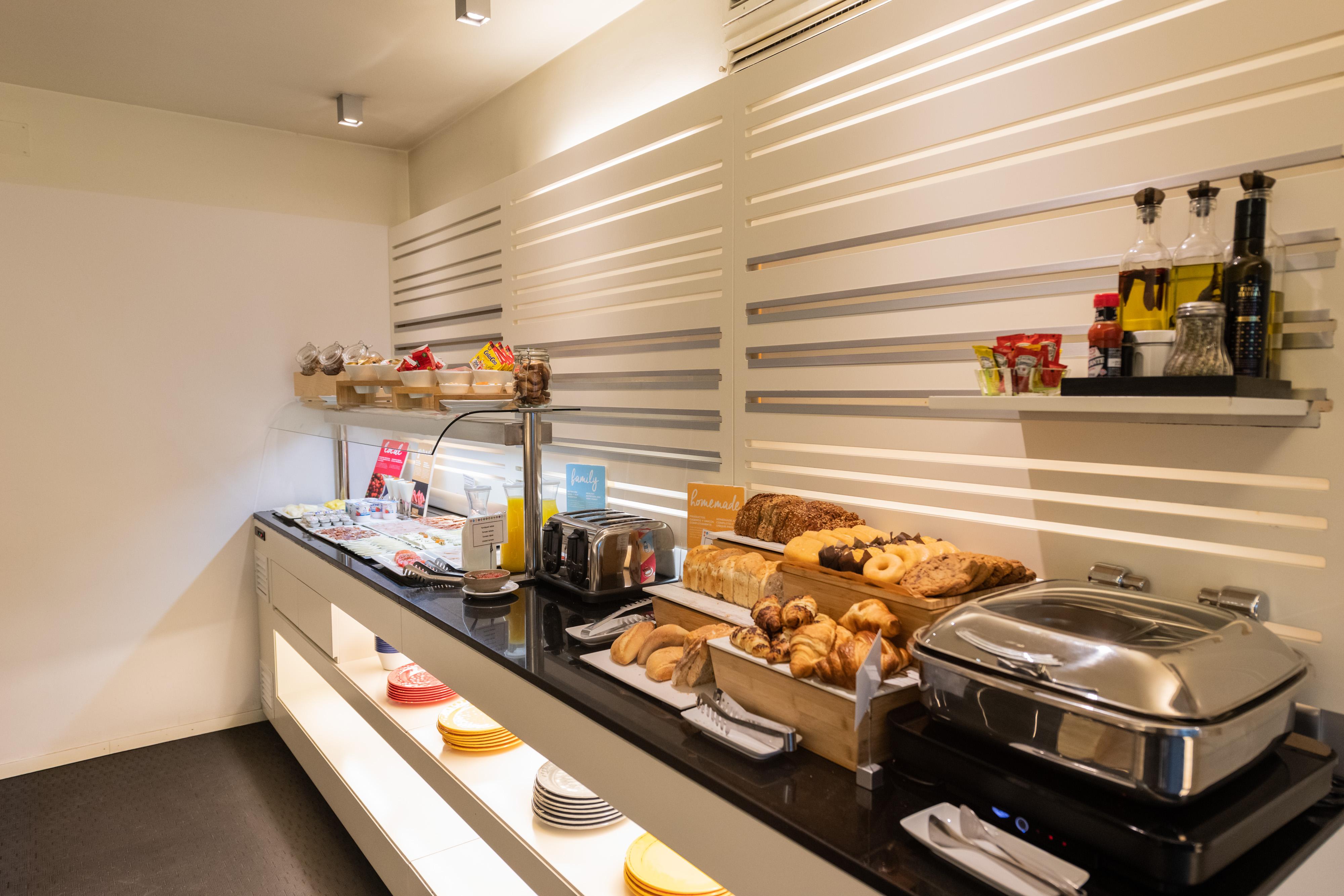 Atenea Rekord Suites Βαρκελώνη Εξωτερικό φωτογραφία