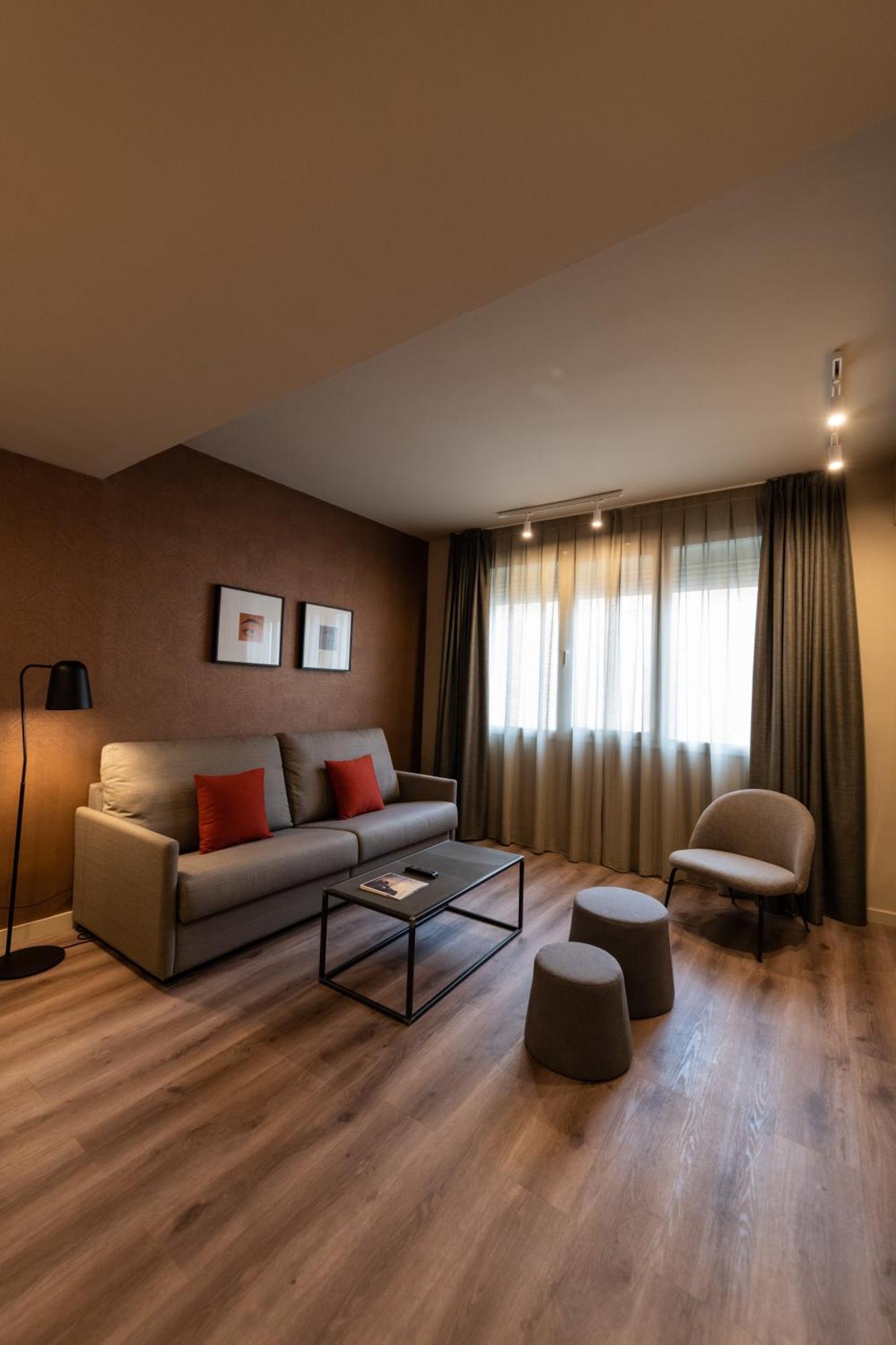 Atenea Rekord Suites Βαρκελώνη Εξωτερικό φωτογραφία