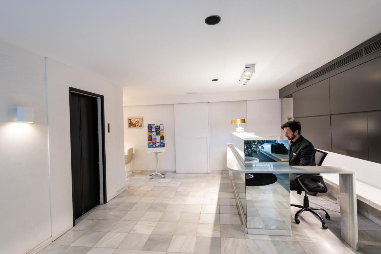 Atenea Rekord Suites Βαρκελώνη Εξωτερικό φωτογραφία