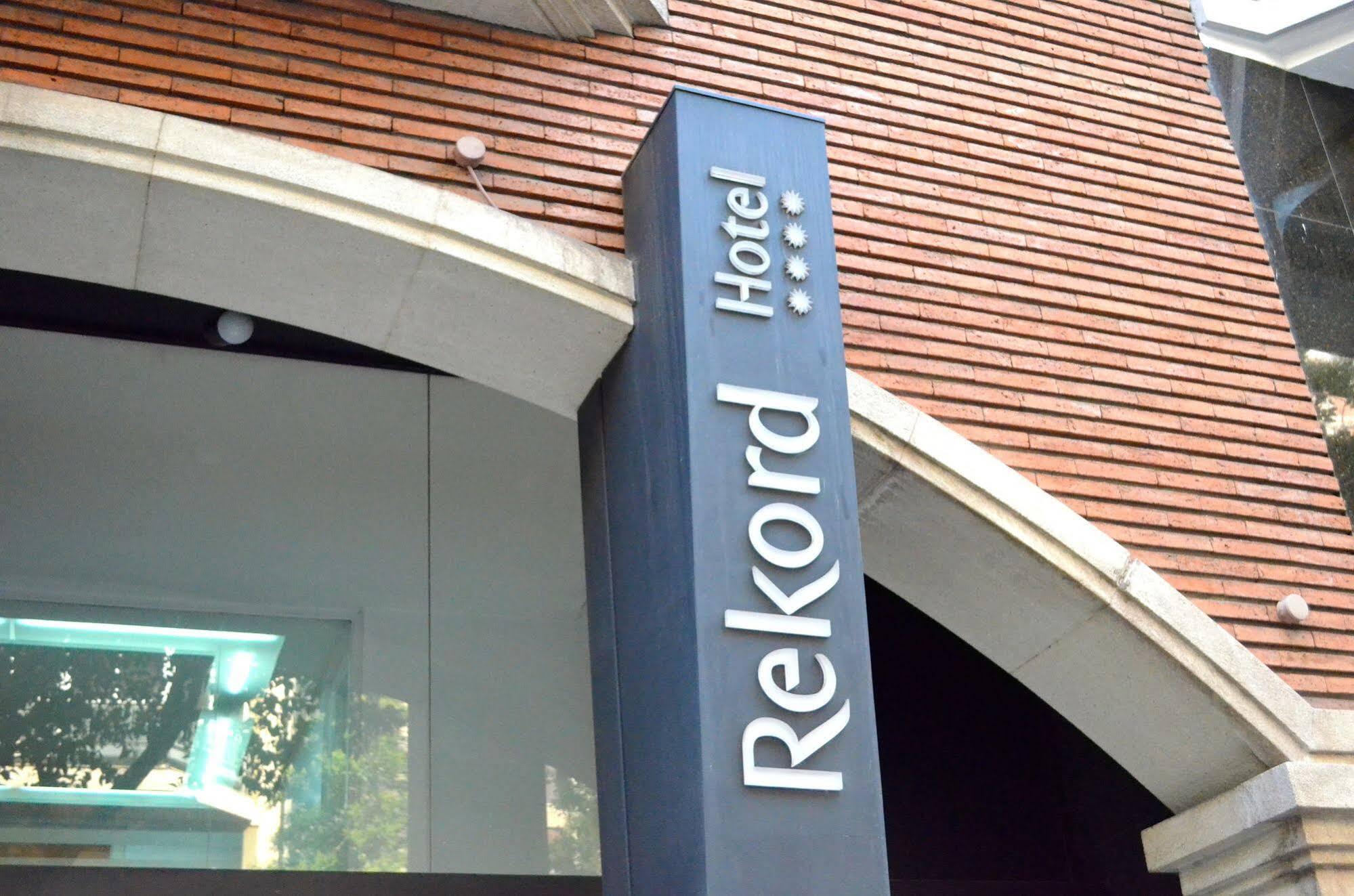 Atenea Rekord Suites Βαρκελώνη Εξωτερικό φωτογραφία